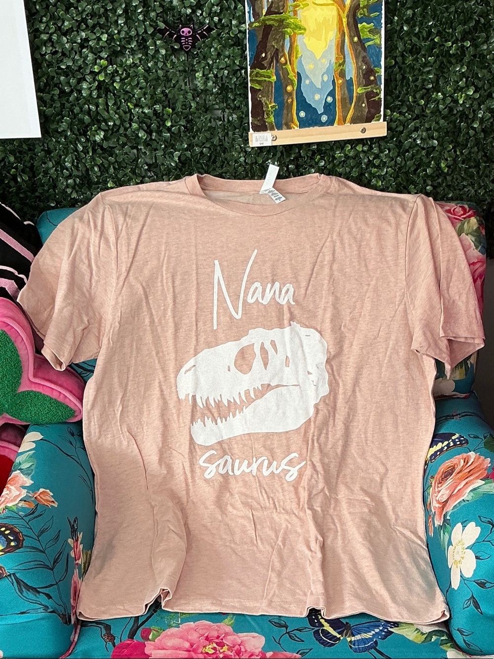 Nana Saurus Graphic Tee - Dusty Pink